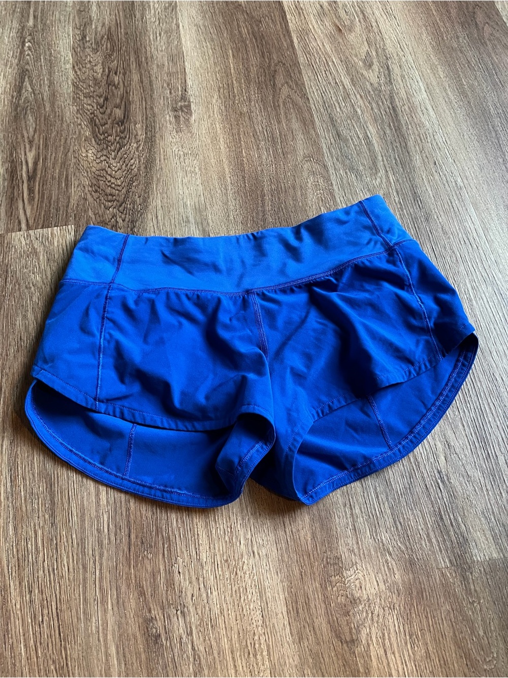 Lululemon Speed Up Lined Running Shorts
Size 2 - lazurite blue